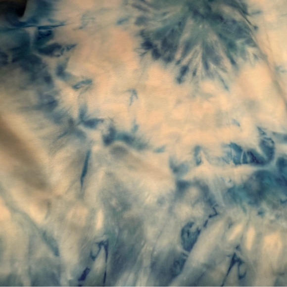 ONZIE TIE DYE BIKE YOGA RUNNING BLUE WHITE BERMUDA SHORTS XS NEW NO TAGS - Picture 6 of 7